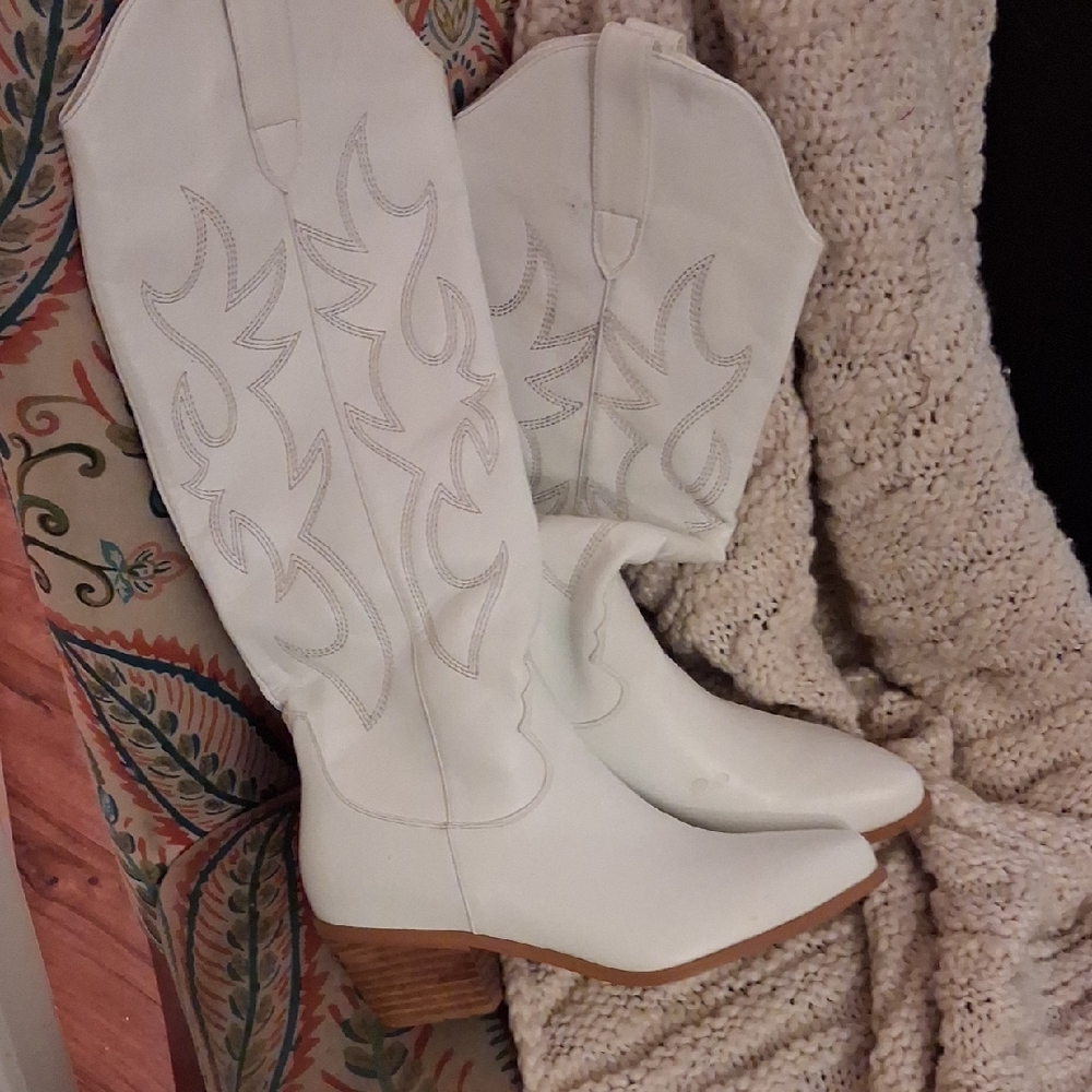 Women's White Western Boots